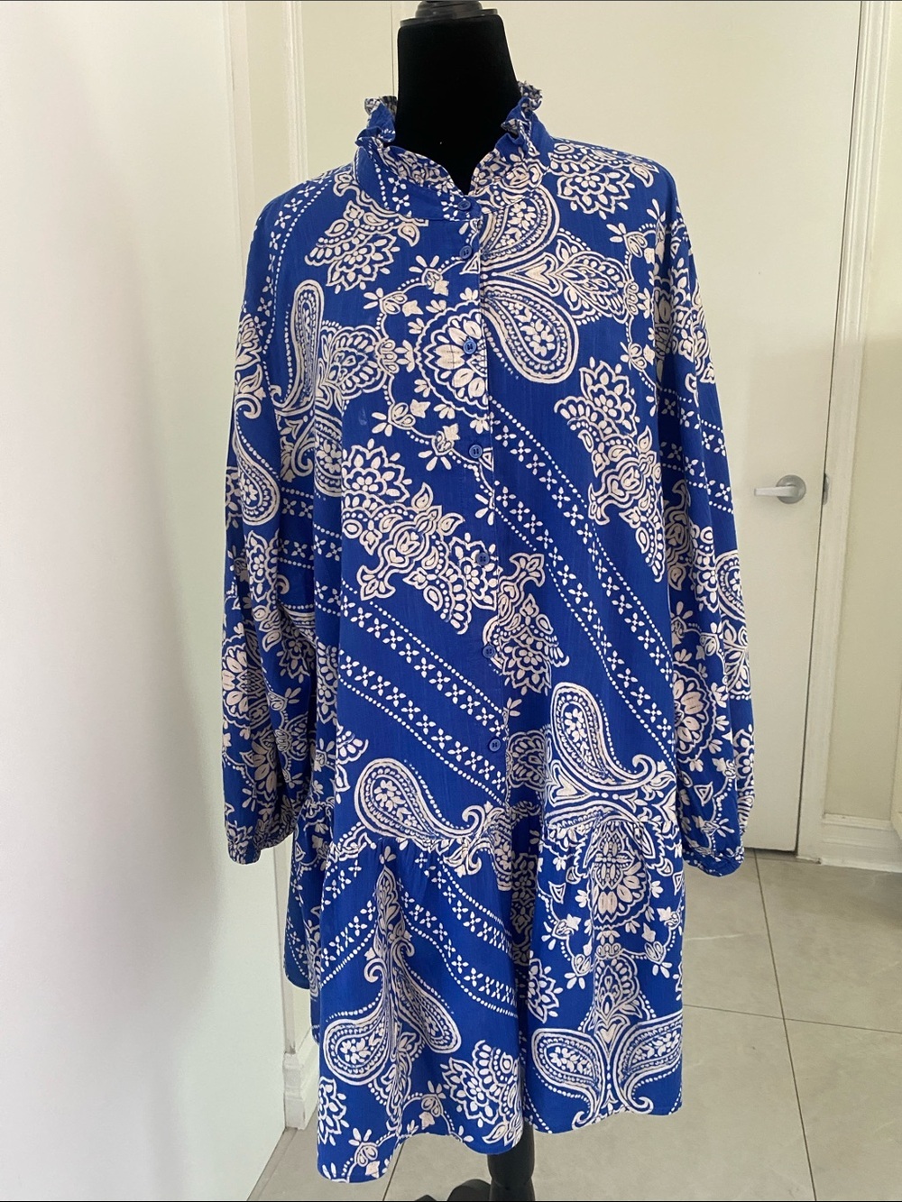 H&M Cobalt blue & Creme paisley-patterned ruffle-collar mini dress Size XX-Large